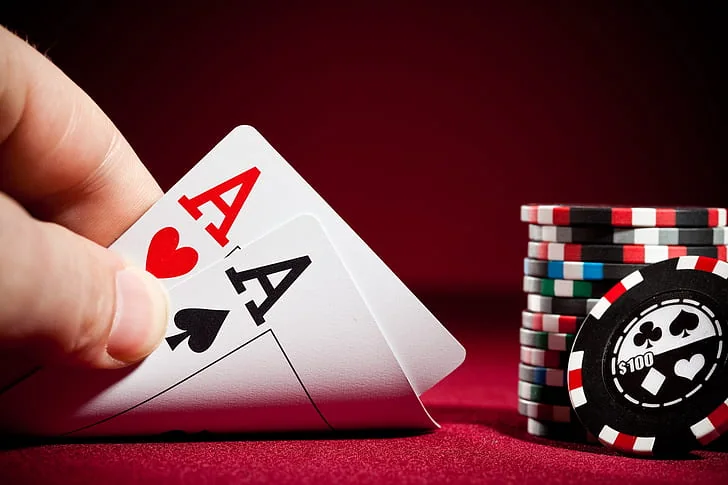 Suasana kompetisi olahraga untuk pilihan pertandingan RAJASLOTO